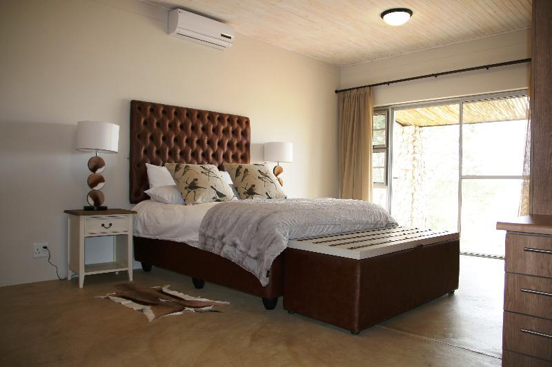 Naankuse Lodge Windhoek Exterior photo