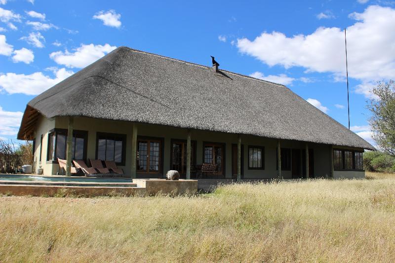 Naankuse Lodge Windhoek Exterior photo