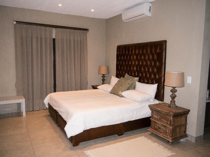 Naankuse Lodge Windhoek Exterior photo